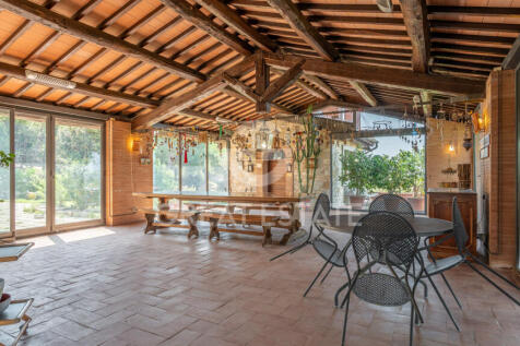 Interno