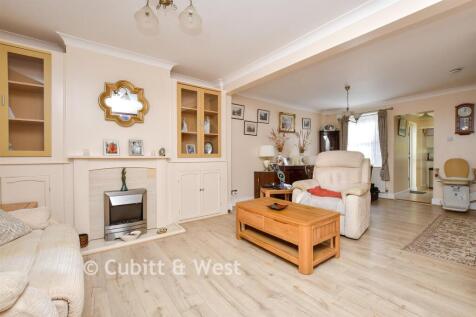 Living / Dining Room