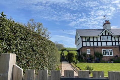 Brecon, LD3 - property photo