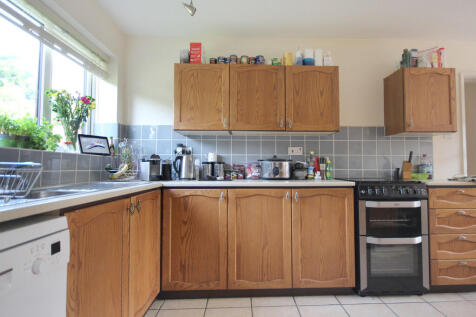 Martins Heron, Bracknell photo 4