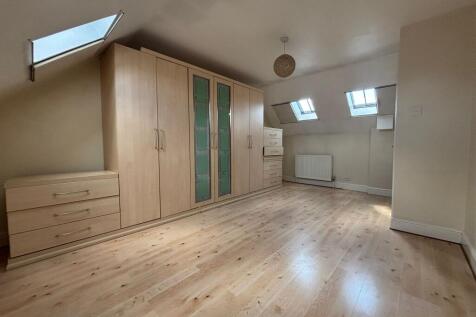 Lawsons Mews, Tonbridge photo 4