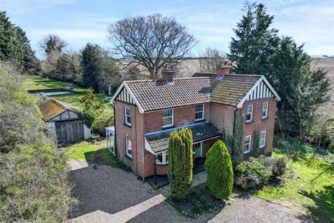 Halesworth, IP19 - property photo