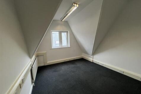 Office to rent Image 4