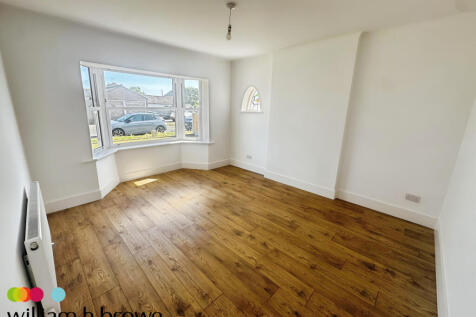 Beatrice Road, WALTON ON THE NAZE photo 5