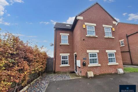 Bradford, BD12 - property photo