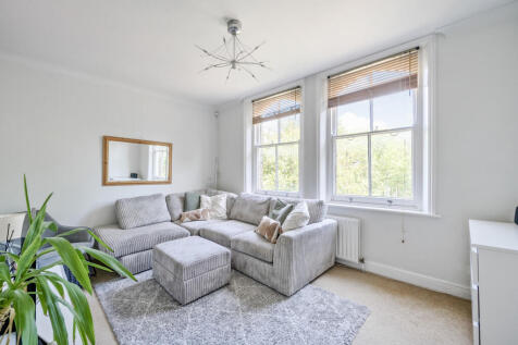 1313593-12-685e9c...