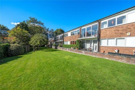 Leeds, LS17 - property photo