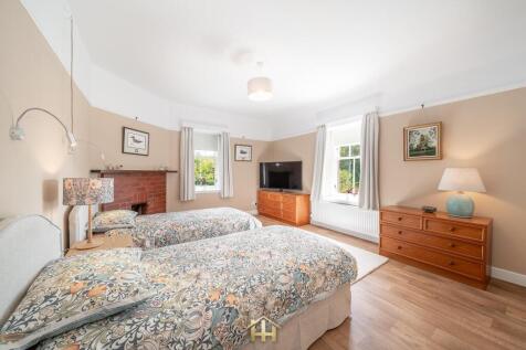 81 PARK ROAD BRECHIN 130825 EDIT (92 of 110).jpg