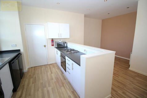 Flat 1B, 4 Irlam Road, Urmston, Manchester, Greater Manchester photo 4