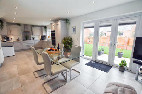 Dining Kitchen 1