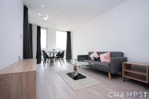 2 bed flat to rent College Road, London HA1