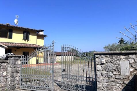 entrance gat