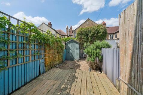 25 Boundary Road, London, SW19 2AW external 2 new.