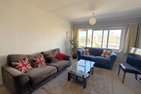 Chesil sitting room.jpg