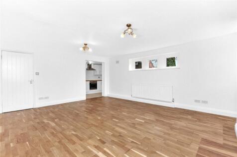 Crowthorne Road, Sandhurst, Berkshire, GU47 photo 4