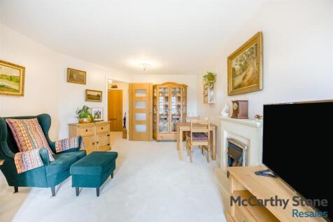 8683560-interior18.jpg