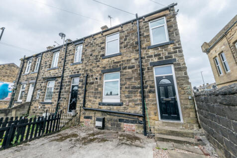 11 BRITANNIA ROAD MORLEY LEEDS LS27 0AP