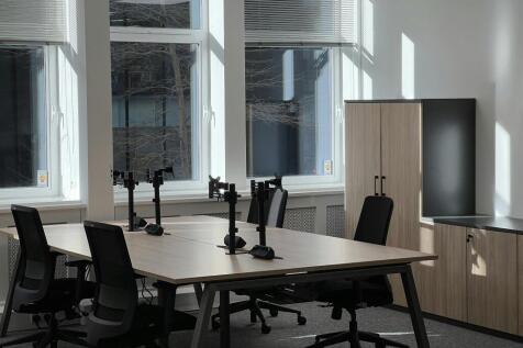 Dukes Place - 1st floor office setup