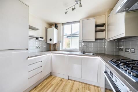 Union Place, Lymington, Hampshire, SO41 photo 4