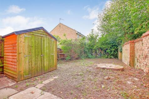 Garden - 63 St Bede's Gdn.jpg