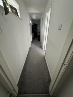 21 Green Hills Road photo 3