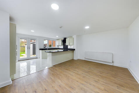 Living Area/ Dining