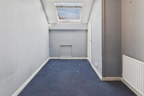 CAM04273G0-PR0240...