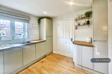 Ellworthy Court, Frome, BA11 photo 3
