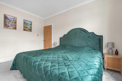 Netherbury Road (...