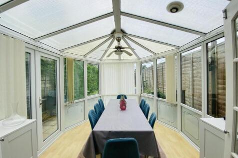 Harrington Close, Newbury photo 4