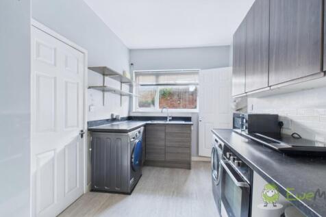 CAM03669G0-PR0031-STILL044