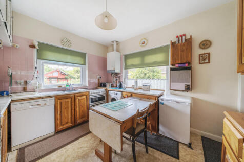 1319023-11-686bb8...