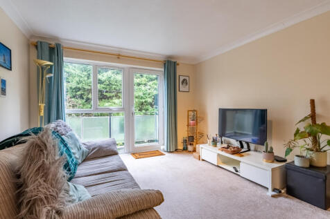 Clarendon Road, Harpenden, Hertfordshire, AL5 photo 3