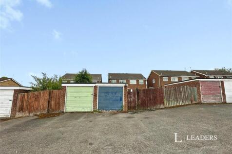 Garage/Parking