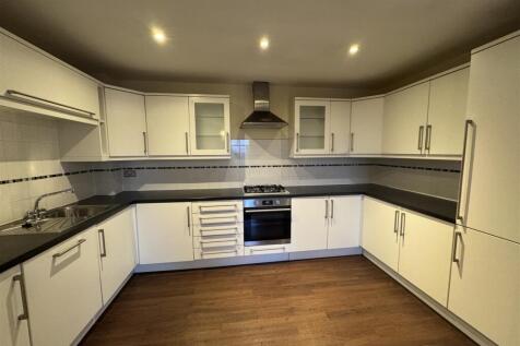 kitchen 2.JPG