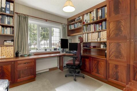 Bedroom 6 - Study.jpg