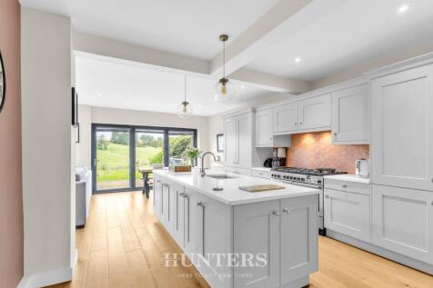 Heywood Old Road (24).jpg