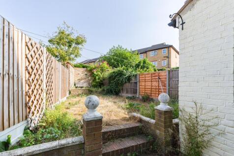 CHESTNUT RISE, Plumstead, London, SE18 photo 4