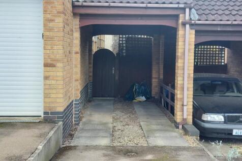 CAR PORT