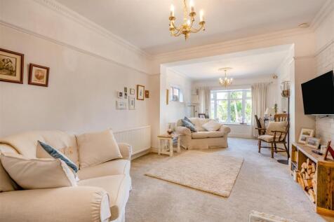 8698866-interior15.jpg