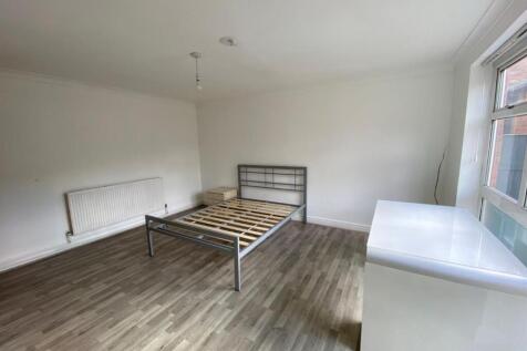 Ground floor flat, Whitecross Road, Warrington photo 5