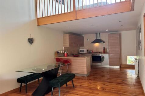 lounge - kitchen.jpg