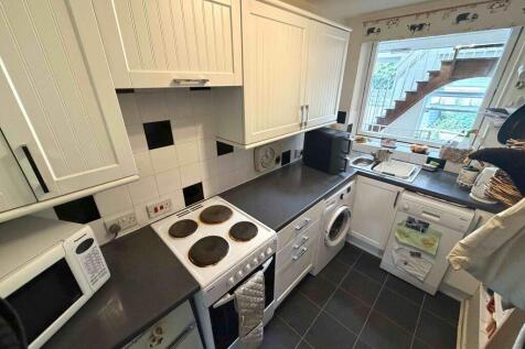 Burford Court, Stourbridge photo 5