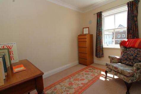 Secondary Bedroom.JPG