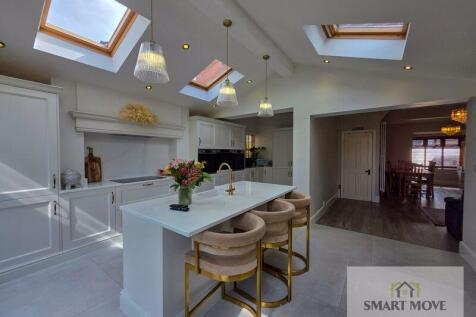 Kitchen into Family Room