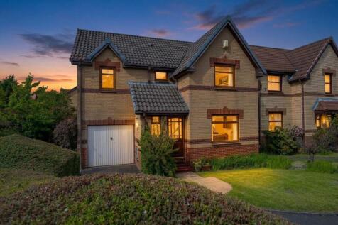 Twilight Front View