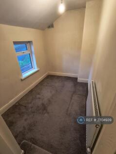 Small Bedroom