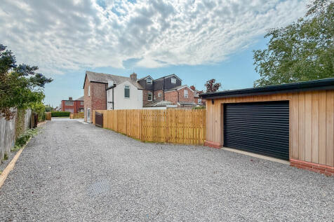 Rear Garage