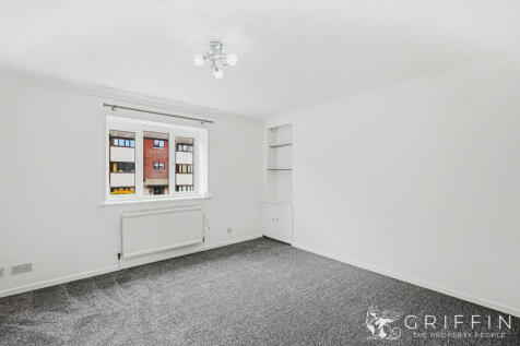 Teviot Avenue, Aveley, RM15 photo 3