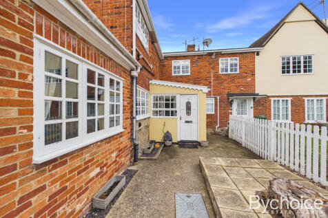 CAM05250G0-PR0304-STILL028